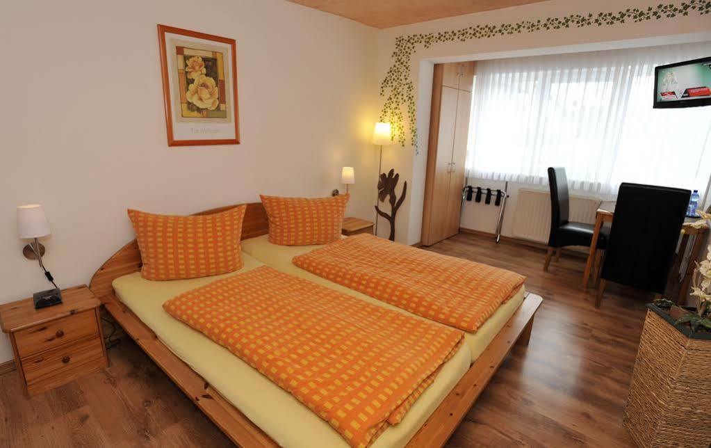 Hotel Gastehaus Gluck Wir Haben Immer Eintrittskarten Fur Den Europa-Park Fur Sie! Rust Exteriér fotografie
